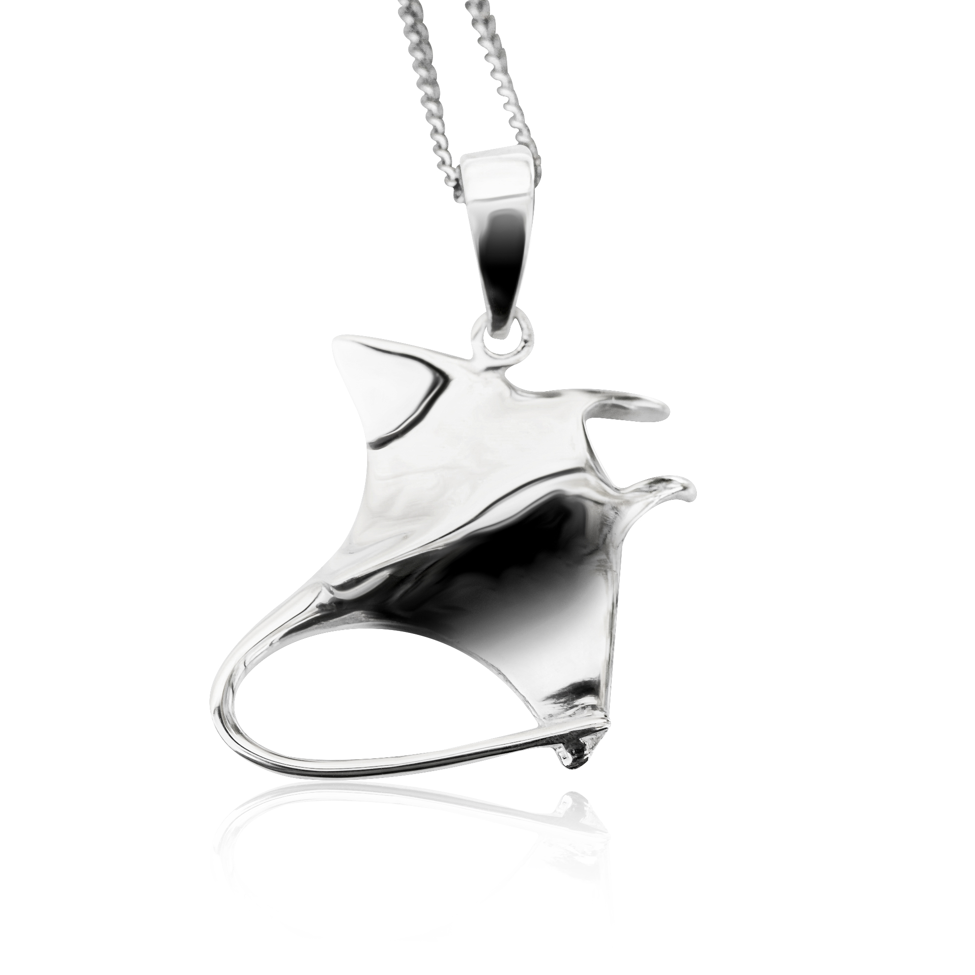 Manta ray pendant deals